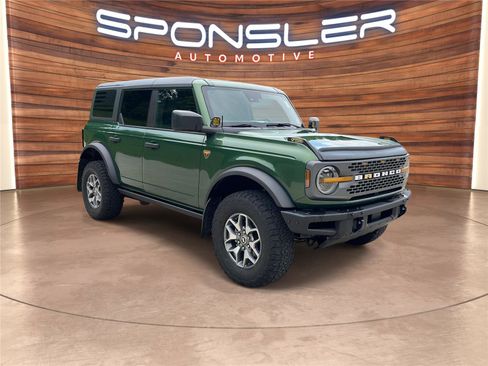 Used 2022 Ford Bronco Badlands AWD/4WD image 9