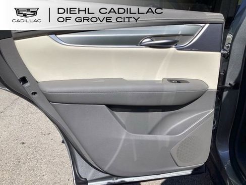 New 2026 Cadillac XT5 Premium Luxury w/ LPO, Floor Liner Package image 9