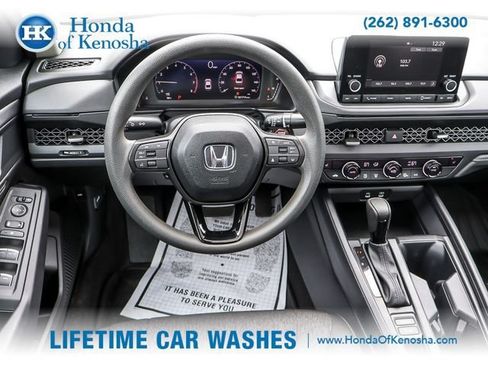 Used 2024 Honda Accord EX image 14