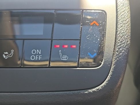 New 2025 Nissan Pathfinder SL image 36