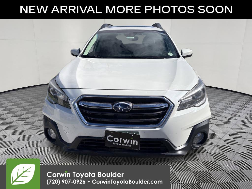 Used 2019 Subaru Outback 2.5i Limited AWD/4WD image 2