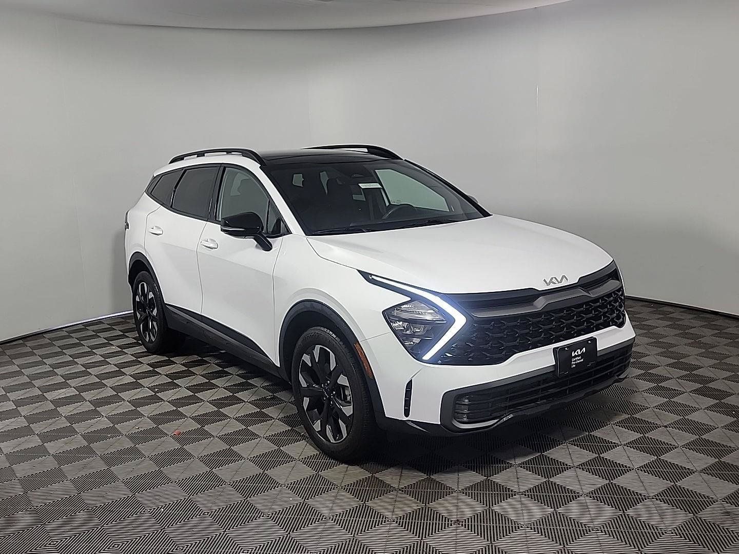 Certified 2023 Kia Sportage X-Line w/ X-Line Premium Package AWD/4WD image 1