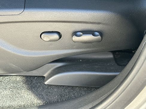 Used 2019 Buick Encore Preferred image 23