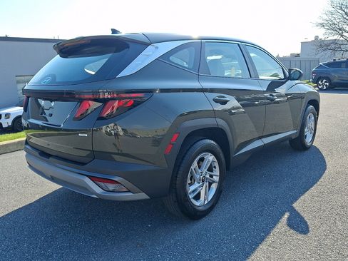 Certified 2025 Hyundai Tucson SE image 5