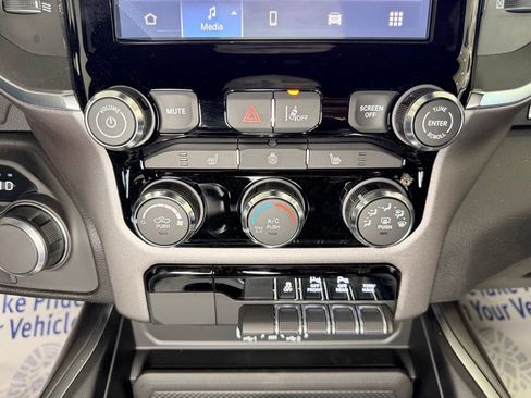 New 2026 RAM 1500 4x4 Crew Cab image 13