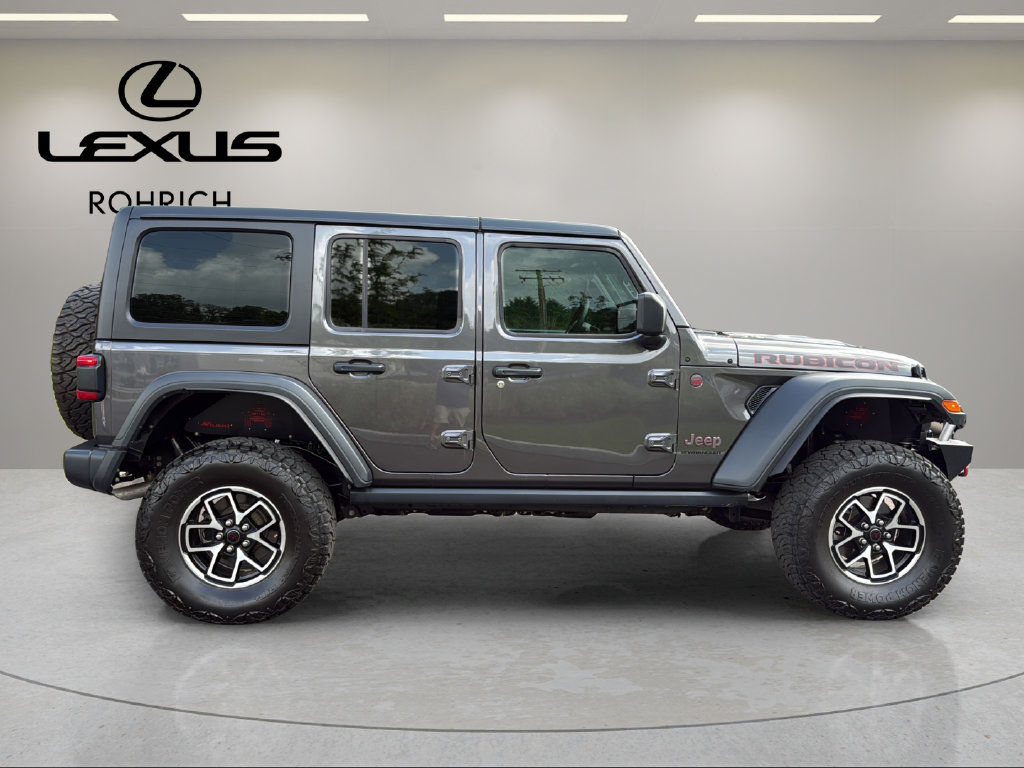 Used 2024 Jeep Wrangler Unlimited Rubicon AWD/4WD image 5