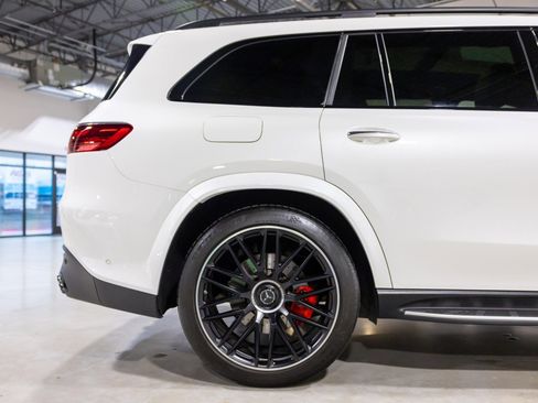 Used 2024 Mercedes-Benz GLS 63 AMG 4MATIC image 24