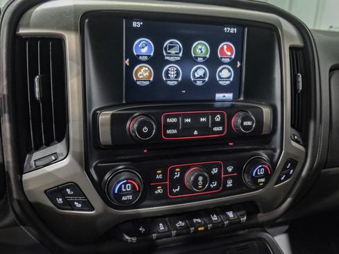 Used 2016 GMC Sierra 2500 Denali w/ Duramax Plus Package AWD/4WD image 24