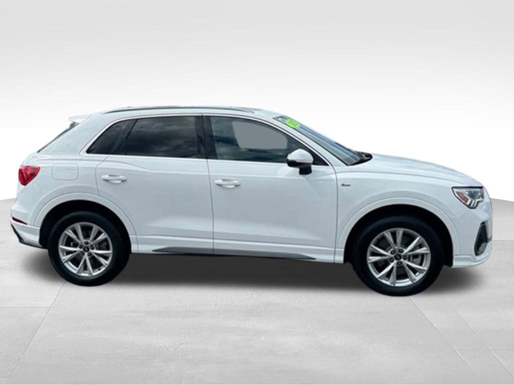 Used 2025 Audi Q3 2.0T Premium AWD/4WD image 8