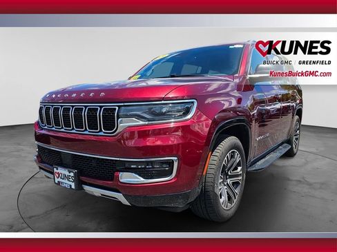 Used 2024 Jeep Wagoneer Series II AWD/4WD image 5