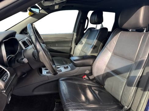 Used 2018 Jeep Grand Cherokee Limited image 11