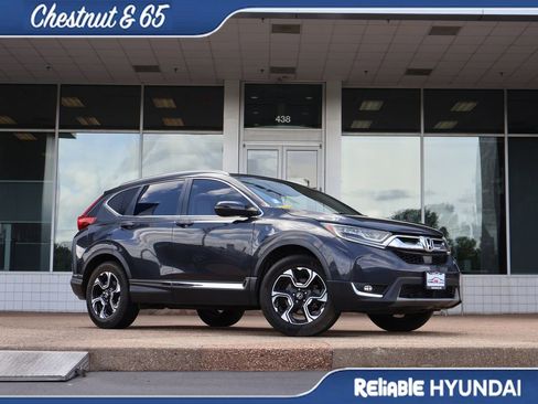 Used 2017 Honda CR-V Touring image 2