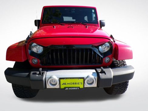 Used 2014 Jeep Wrangler Unlimited Sahara w/ Trailer Tow Group AWD/4WD image 10