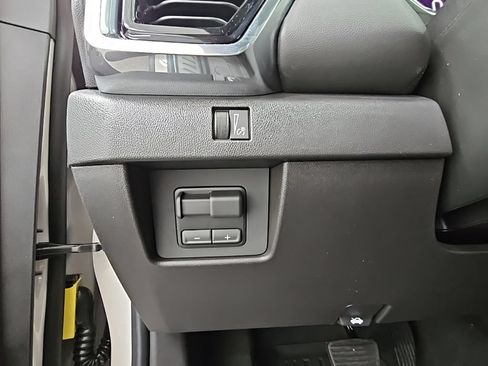 New 2026 GMC Canyon Elevation w/ Convenience Package RWD image 28