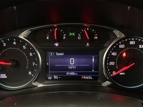 Used 2022 Chevrolet Equinox LT w/ Driver Convenience Package image 21