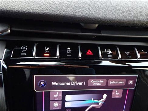 New 2025 Jeep Grand Cherokee Laredo w/ Luxury Tech Group I image 22