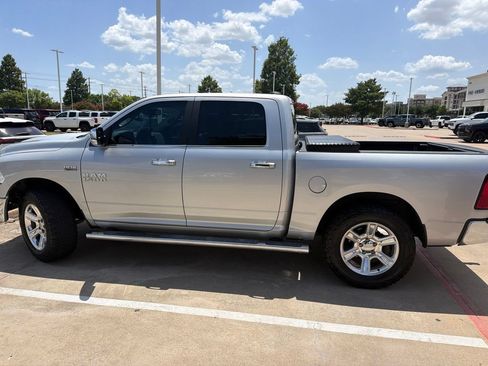 Used 2018 RAM 1500 Lone Star AWD/4WD image 3