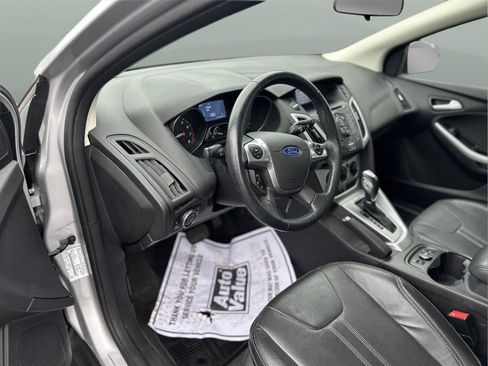 Used 2014 Ford Focus SE w/ Equipment Group 201A image 14