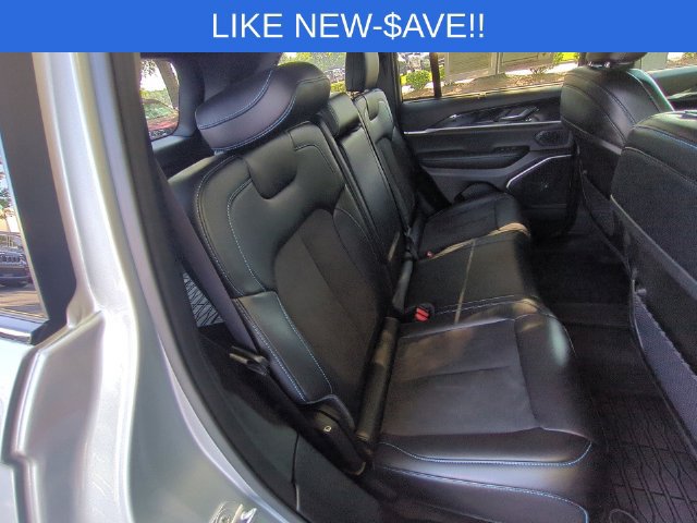 Used 2025 Jeep Grand Cherokee Trailhawk w/ Advanced Protech Group II AWD/4WD image 35