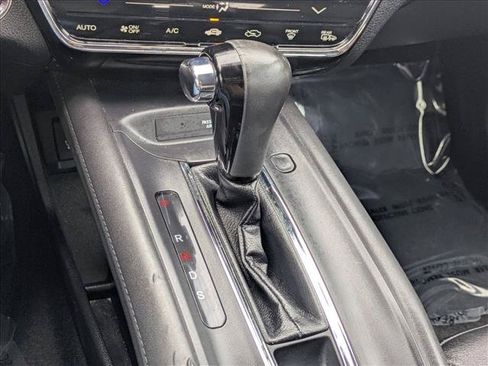 Used 2017 Honda HR-V EX-L image 12