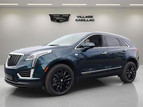 New 2026 Cadillac XT5 Luxury w/ LPO, Bronce Accent Package image 1