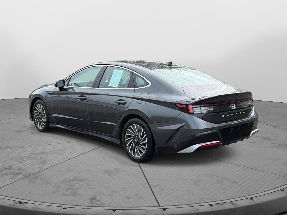 Used 2025 Hyundai Sonata SEL FWD image 5