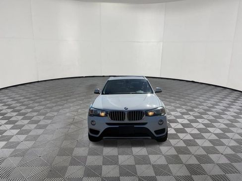 Used 2017 BMW X3 xDrive28i AWD/4WD image 2
