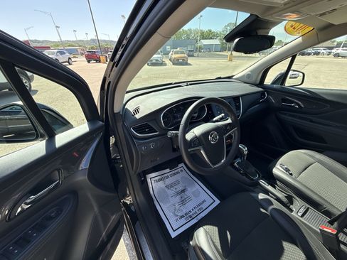 Used 2022 Buick Encore Preferred w/ Safety Package II image 10
