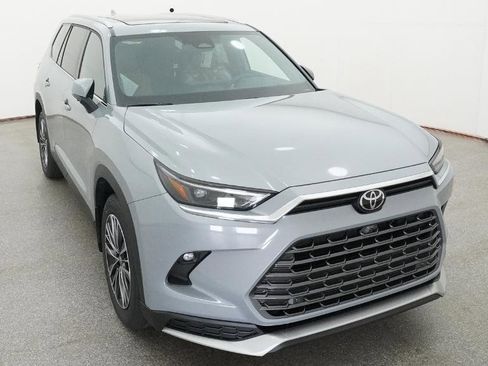 New 2026 Toyota Grand Highlander AWD Hybrid image 5