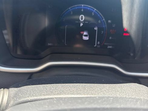 Used 2023 Toyota Corolla XSE FWD image 9
