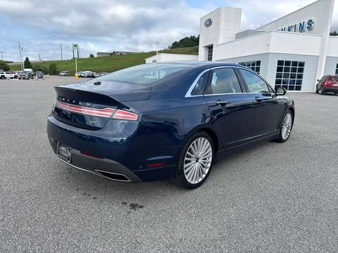 Used 2017 Lincoln MKZ Reserve w/ Technology Package FWD image 17