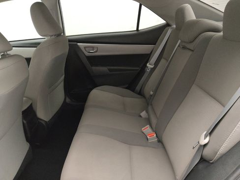 Used 2019 Toyota Corolla LE image 18