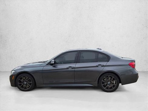 Used 2017 BMW 340i xDrive Sedan AWD/4WD image 8