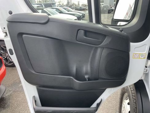 Used 2023 RAM ProMaster 2500 w/ Convenience Group image 16