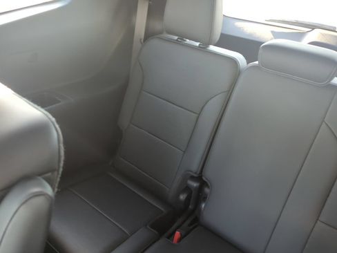 Certified 2026 Buick Enclave Sport Touring FWD image 18