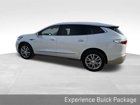 Used 2022 Buick Enclave Premium w/ Experience Buick Package image 18