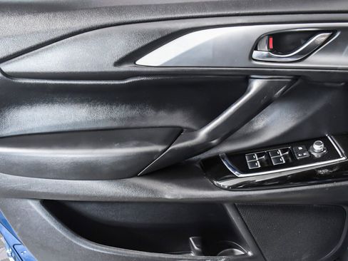 Used 2023 MAZDA CX-9 Touring image 21