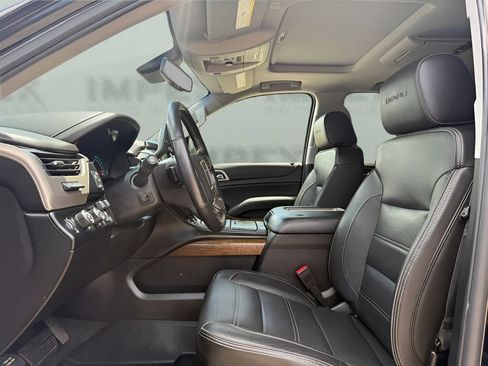 Used 2019 GMC Yukon Denali w/ Open Road Package AWD/4WD image 12