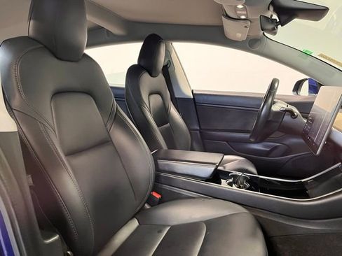 Used 2018 Tesla Model 3 Long Range image 10