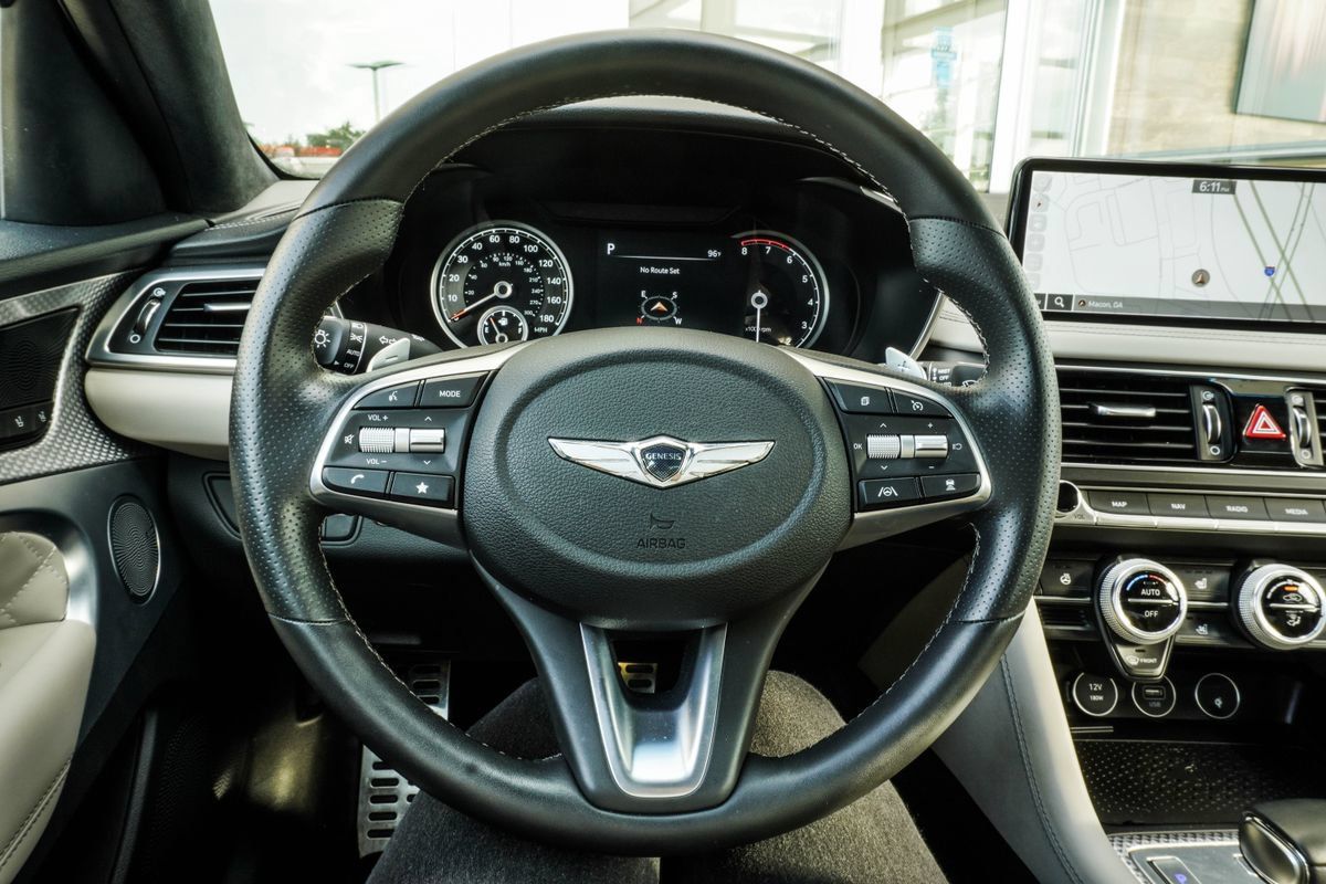 Used 2023 Genesis G70 3.3T w/ Sport Prestige Package AWD/4WD image 15
