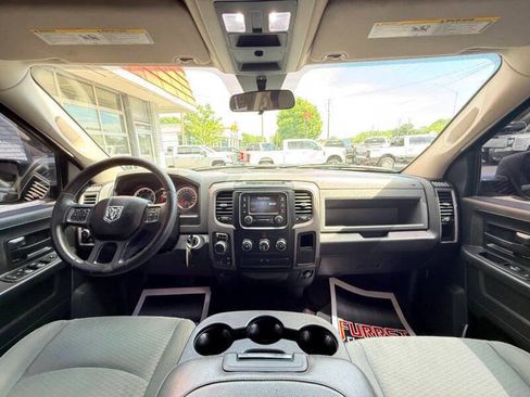 Used 2017 RAM 1500 Express w/ Express Value Package AWD/4WD image 33