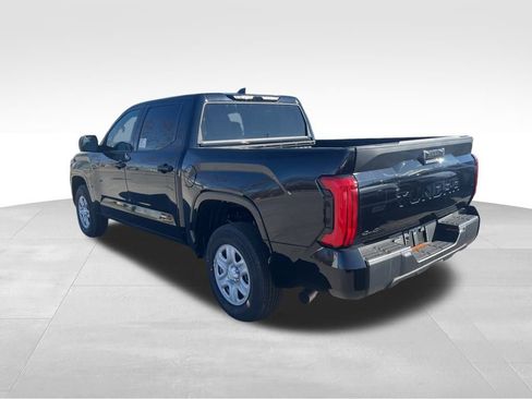 New 2025 Toyota Tundra SR image 5