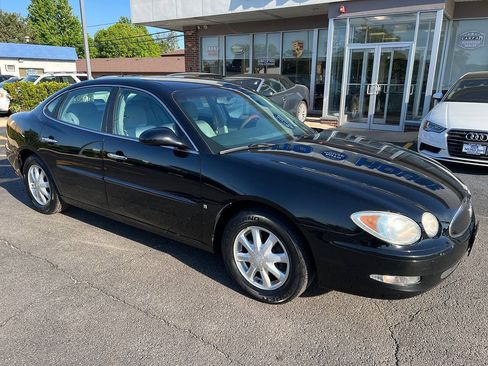 Used 2006 Buick LaCrosse CXL w/ Driver Confidence Package FWD image 4