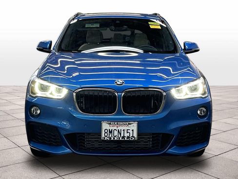 Used 2019 BMW X1 xDrive28i w/ M Sport Package AWD/4WD image 3
