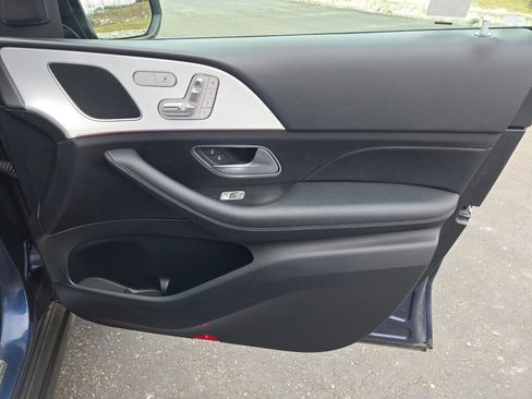 Used 2024 Mercedes-Benz GLE 450e 4MATIC image 6