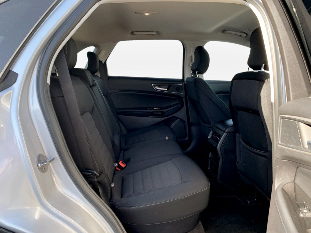 Used 2019 Ford Edge SEL AWD/4WD image 15