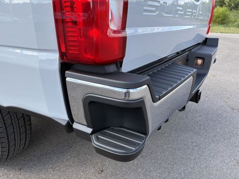 New 2026 Ford F250 XLT image 14