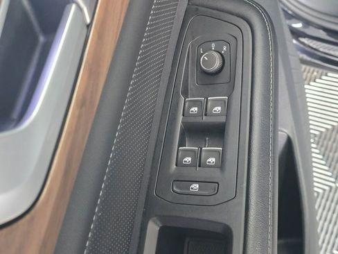 Used 2024 Volkswagen Atlas SE image 23