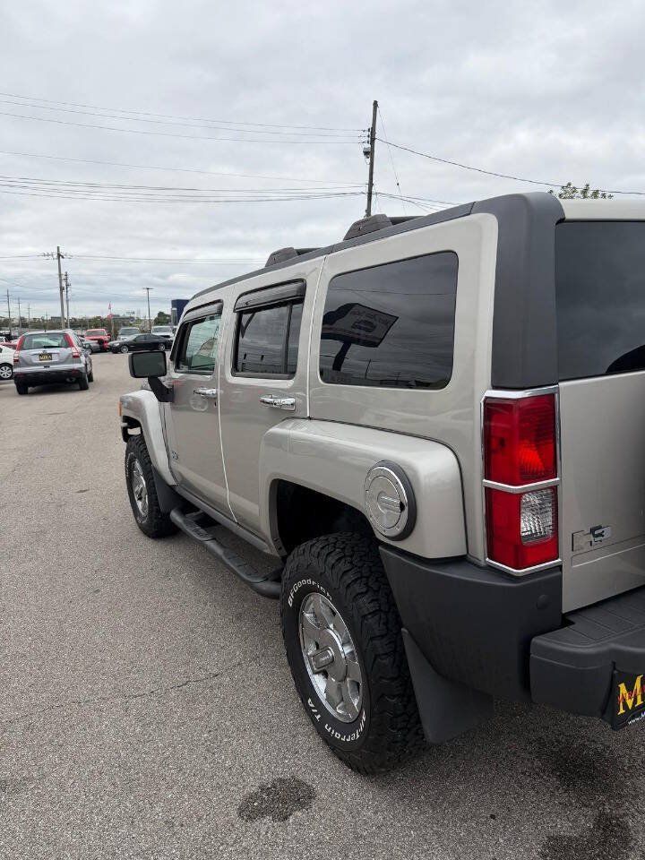 Used 2008 HUMMER H3 Luxury AWD/4WD image 28