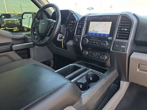 Used 2020 Ford F150 XLT w/ Equipment Group 302A Luxury AWD/4WD image 17